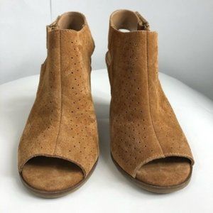 Franco Fortini Suede peep toe tan sandals